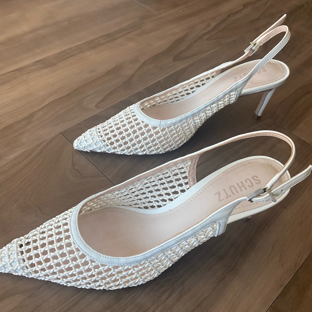 Schutz white heel size 9